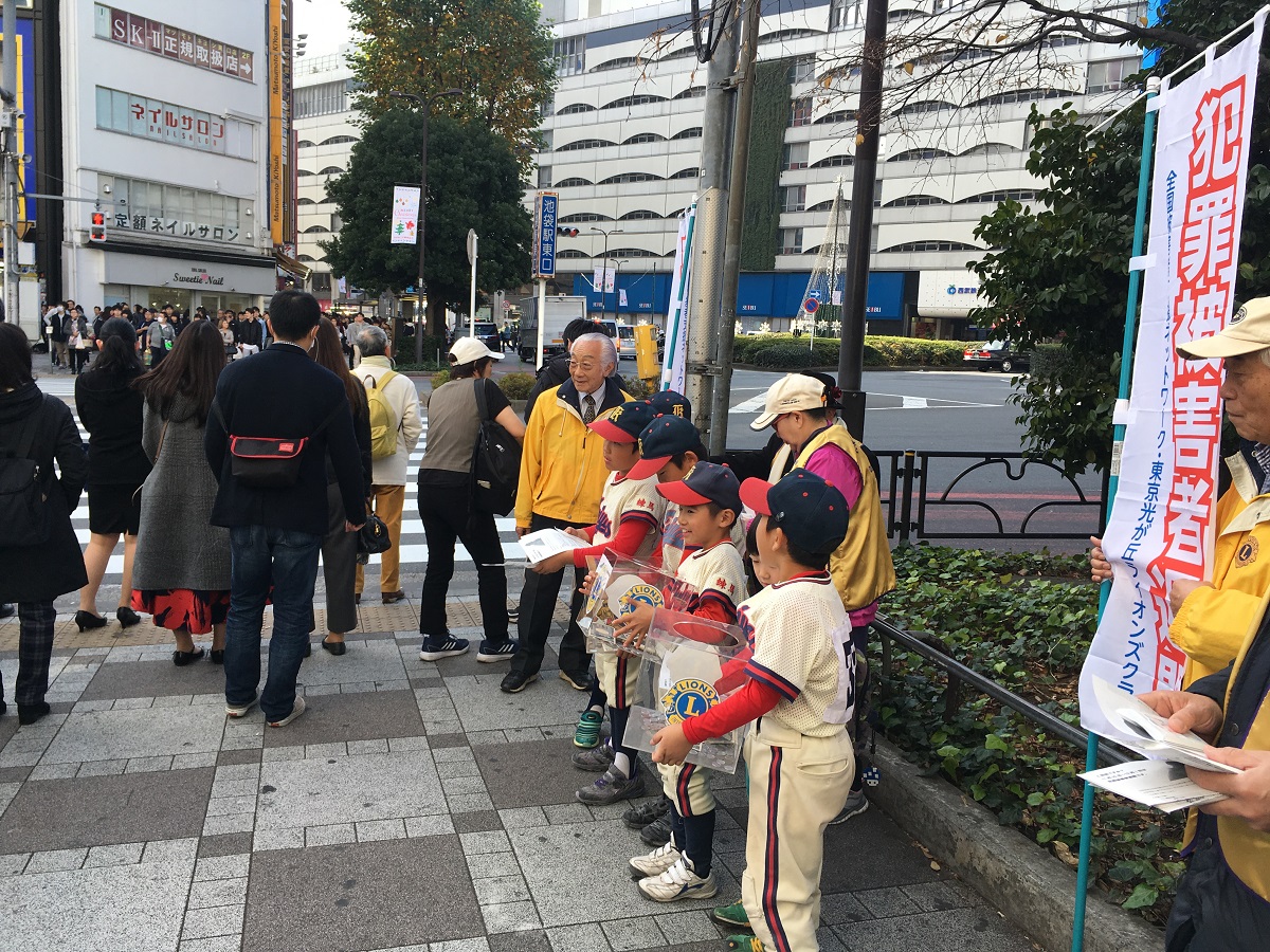 少年野球チームの子どもたち